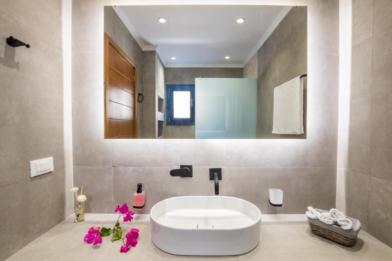 Venetia'S Apartments Lefkos  المظهر الخارجي الصورة